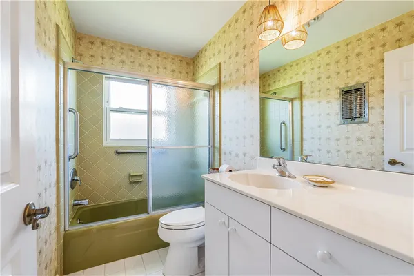 $2,000 | 456 19th Place, Vero Beach, FL 32960