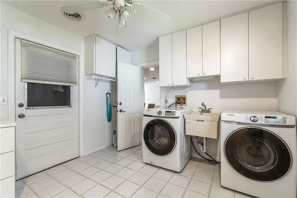 $2,000 | 456 19th Place, Vero Beach, FL 32960