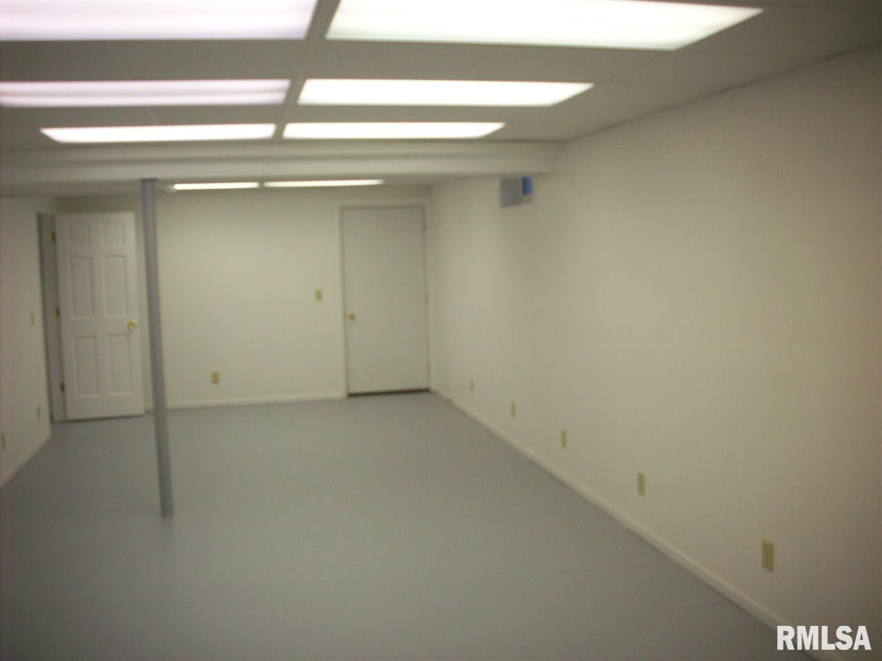 20903 North Blue Ridge Road Chillicothe, IL 61523 - Photo 26 of 36 Gallery Image 26