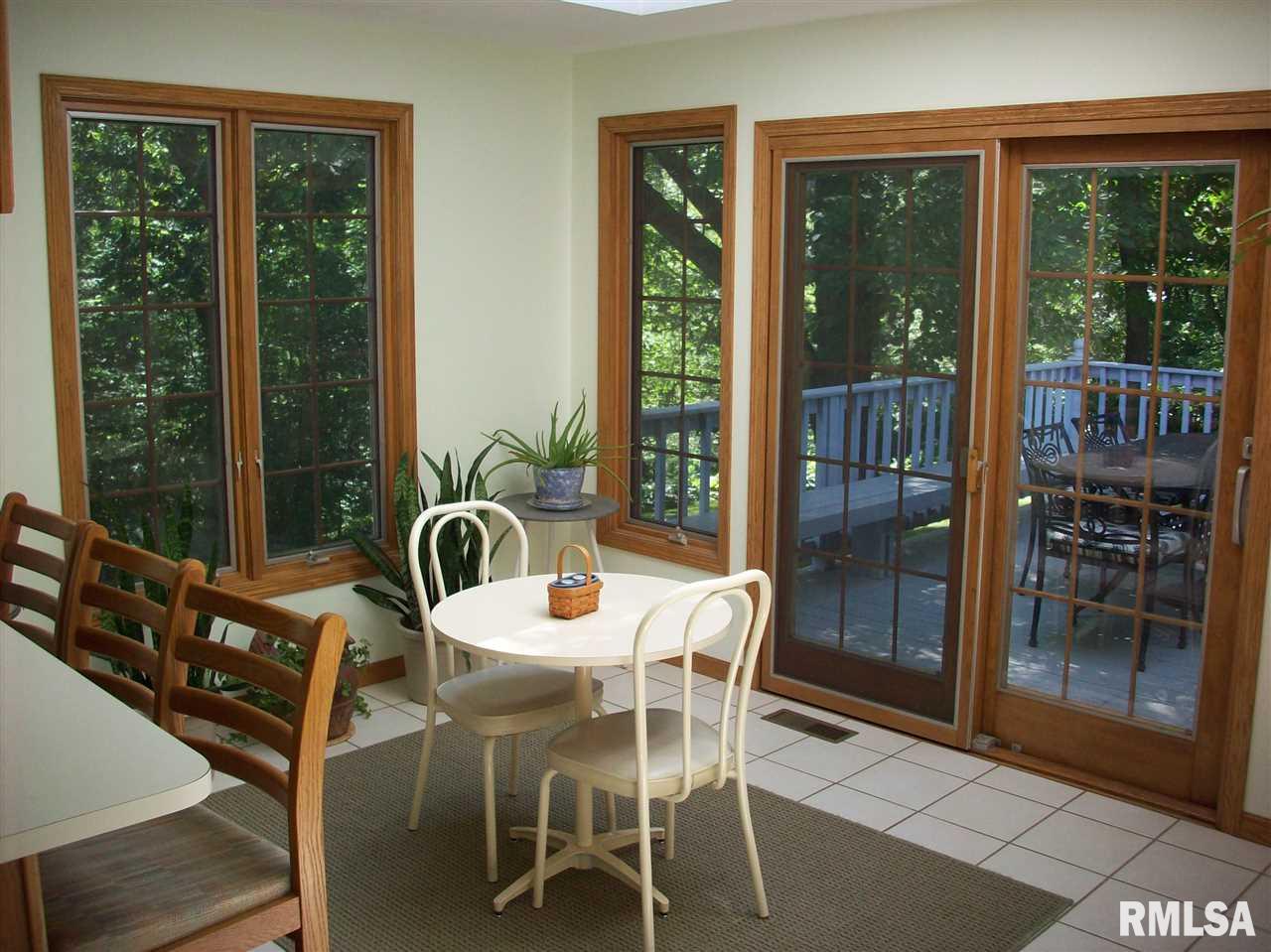 20903 North Blue Ridge Road Chillicothe, IL 61523 - Photo 10 of 36 Gallery Image 10