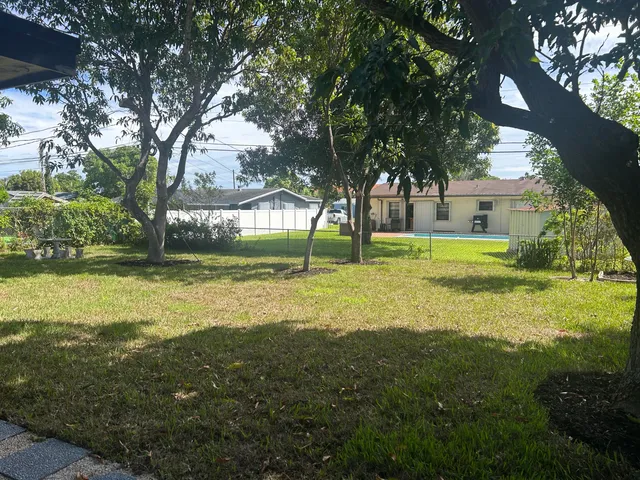 $530,000 | 4040 Northeast 4th Avenue, Deerfield Beach, FL 33064