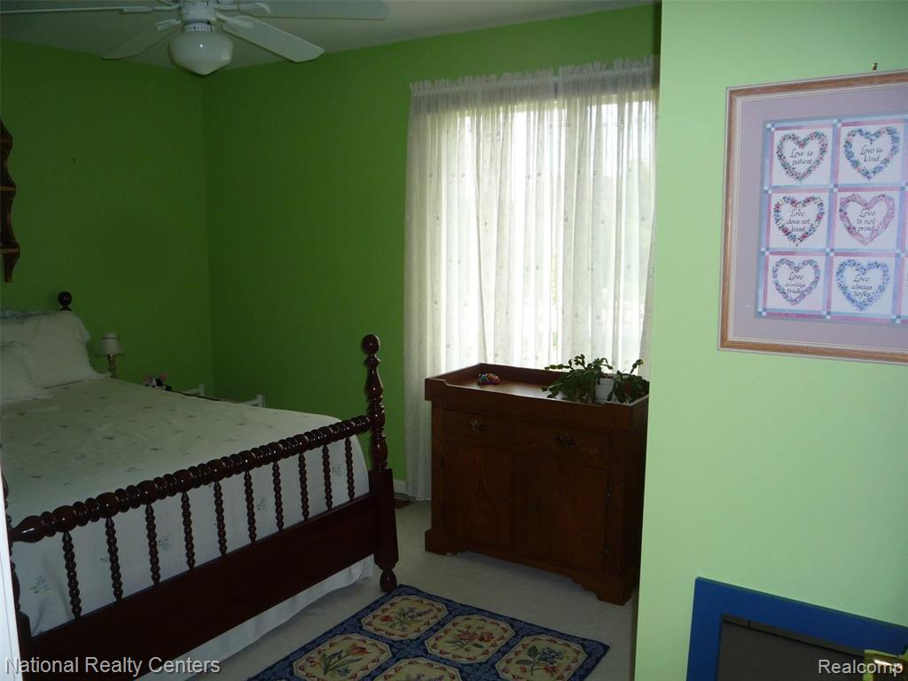 6886 Kennesaw Road Canton, MI 48187 - Photo 21 of 27