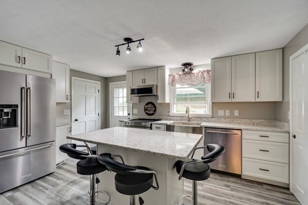 3 West Belcher Road, Unit B Foxboro, MA 02035 - Photo 3 of 23 Gallery Image 3