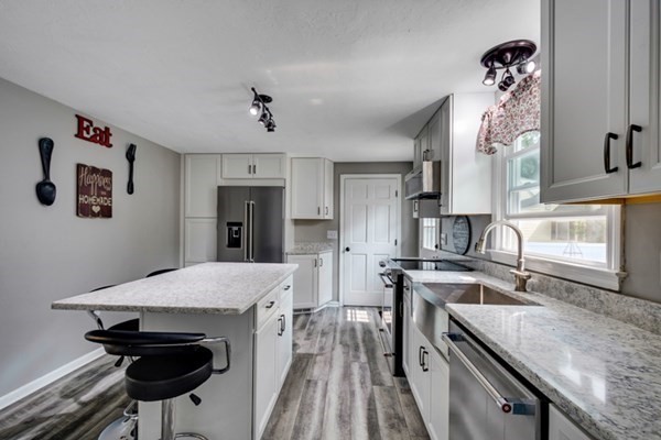 3 West Belcher Road, Unit B Foxboro, MA 02035 - Photo 7 of 23 Gallery Image 7