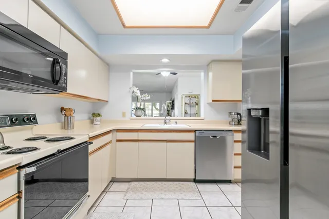 $465,000 | 115 Desert Falls Drive East, Palm Desert, CA 92211