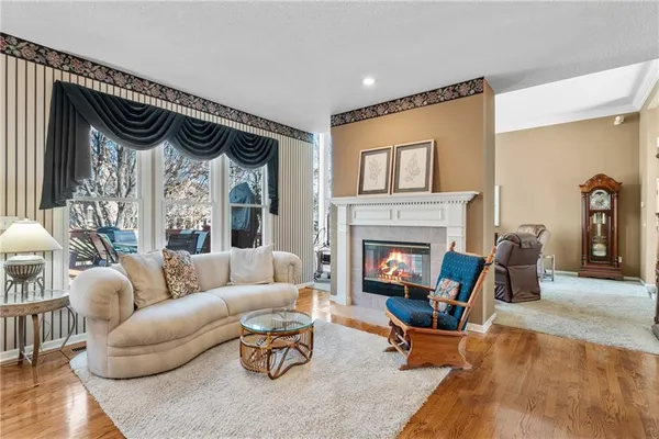 $565,000 | 13029 Bond Street, Overland Park, KS 66213