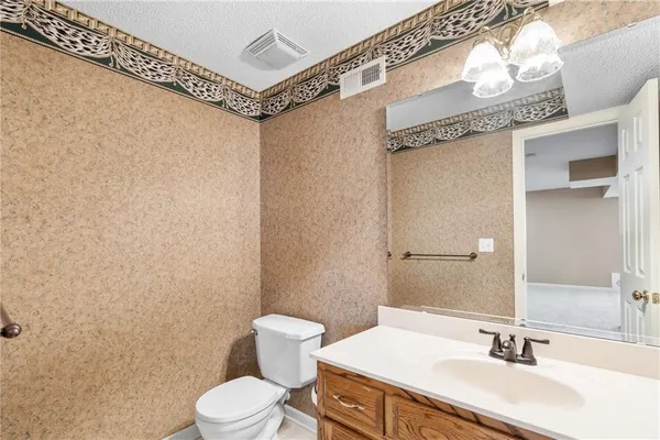 $565,000 | 13029 Bond Street, Overland Park, KS 66213