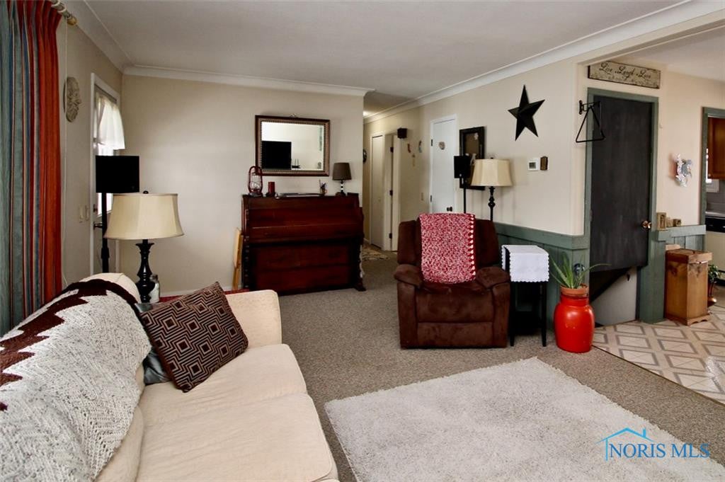 21775 Anderson Road Bowling Green, OH 43402 - Photo 5 of 36 Gallery Image 5
