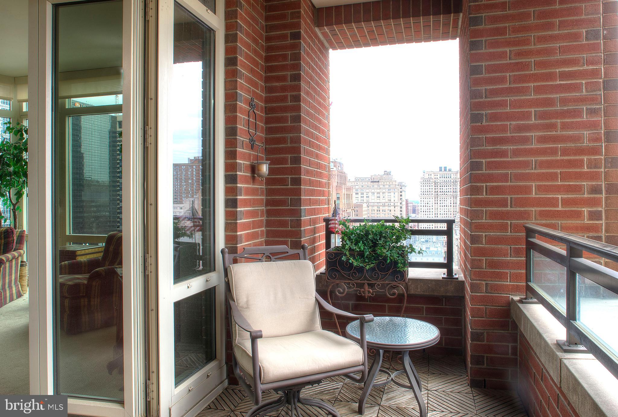 130 South 18th Street, Unit 2403 Philadelphia, PA 19103 - Photo 13 of 24