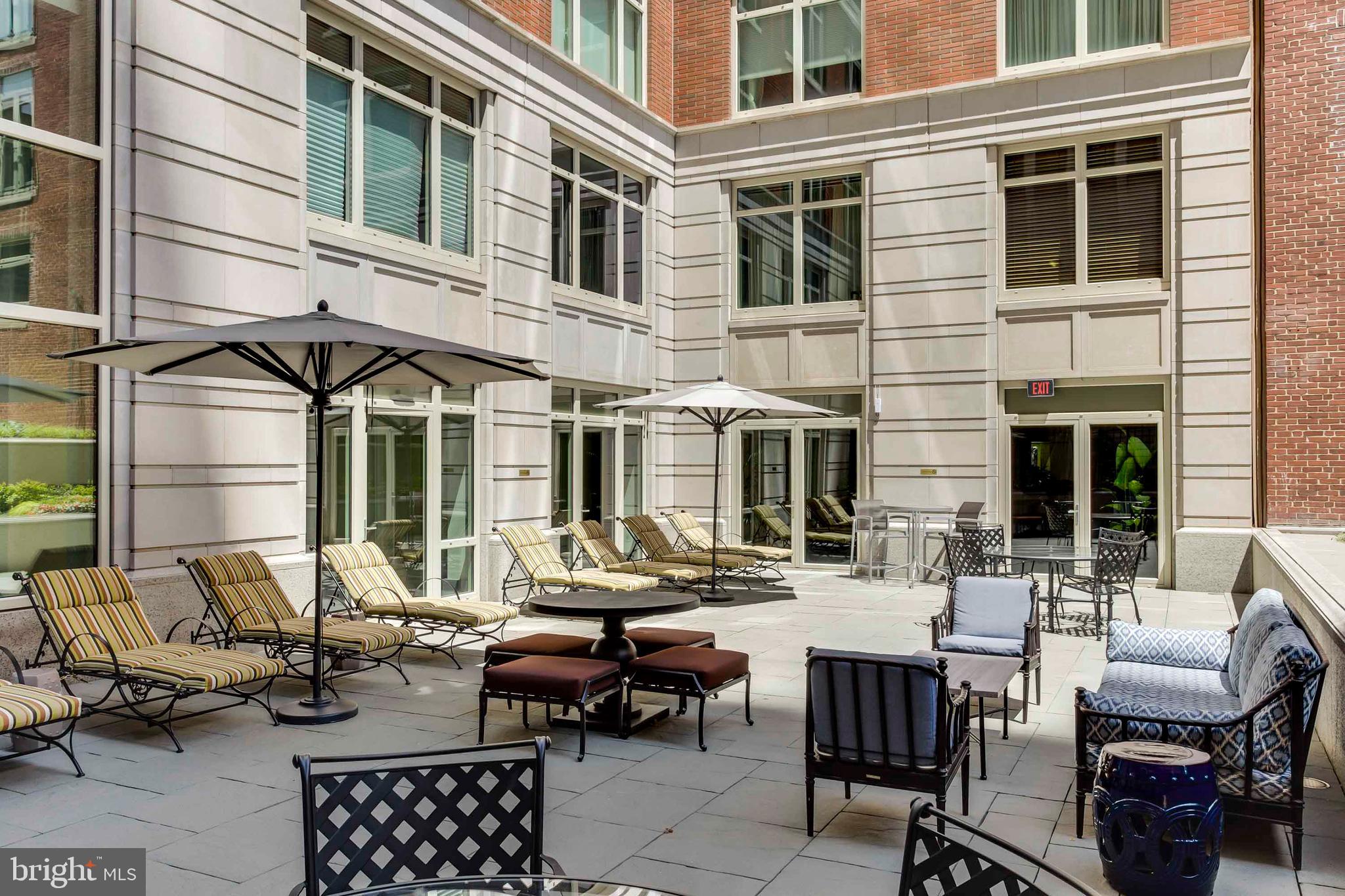 130 South 18th Street, Unit 2403 Philadelphia, PA 19103 - Photo 21 of 24
