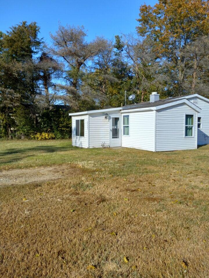 59443 Rogers Road Colon, MI 49040 - Photo 2 of 15 roger side