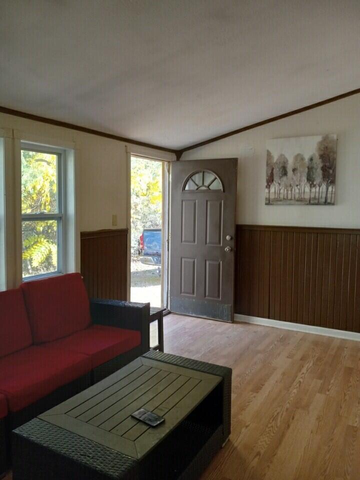 59443 Rogers Road Colon, MI 49040 - Photo 4 of 15 roger living 1