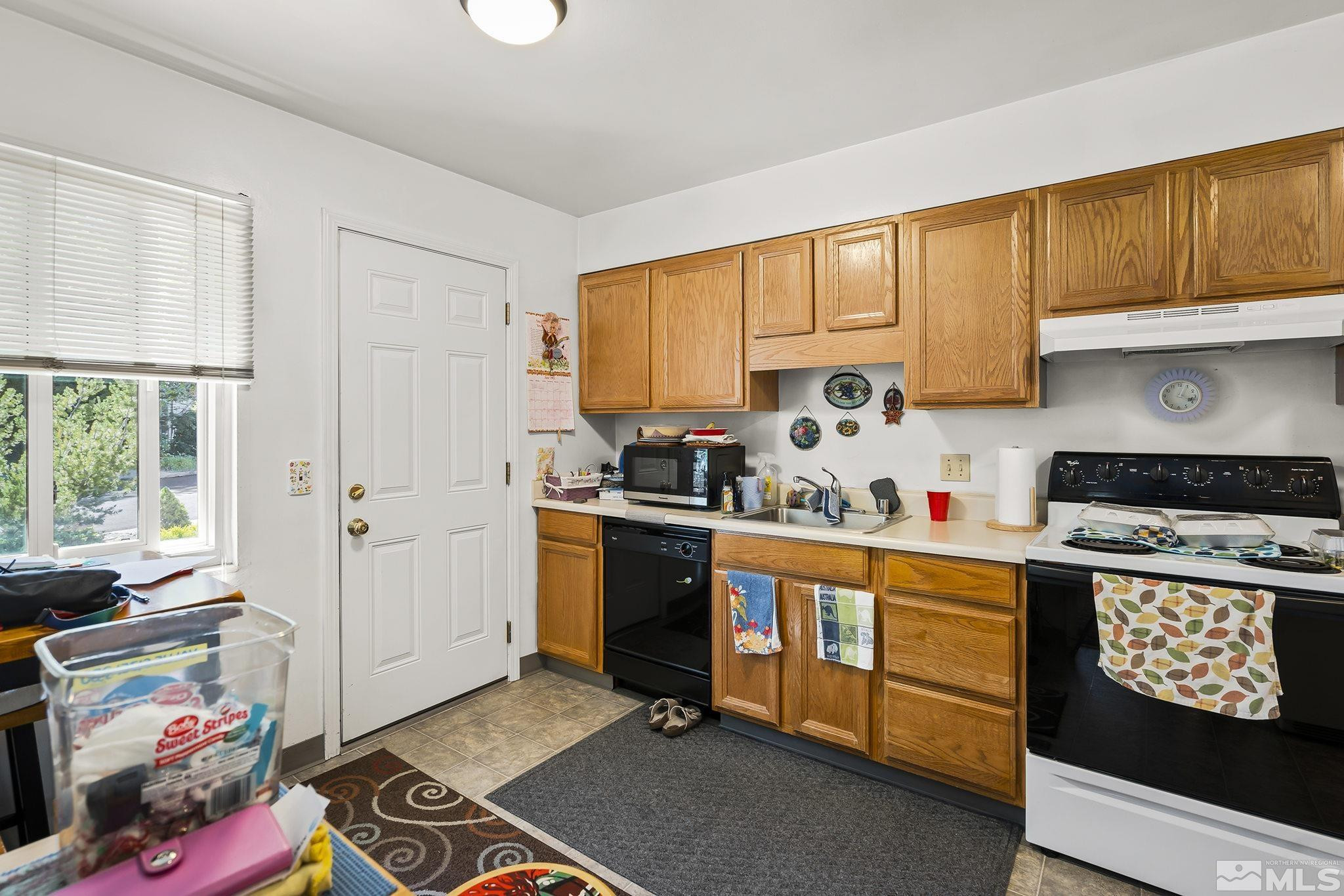 1210 Gordon Avenue Reno, NV 89509 - Photo 16 of 21 Photo 16