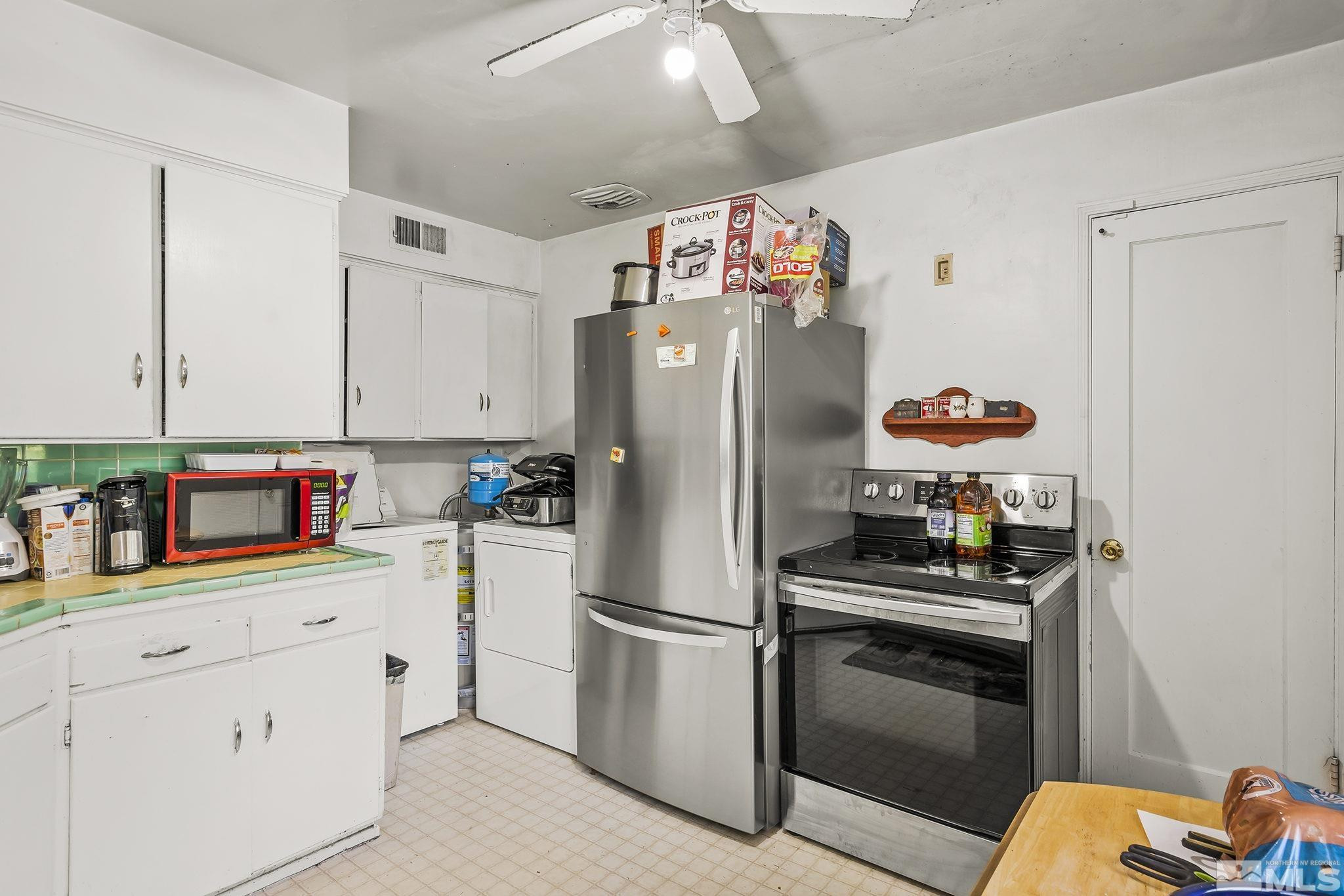 1210 Gordon Avenue Reno, NV 89509 - Photo 8 of 21 Photo 8