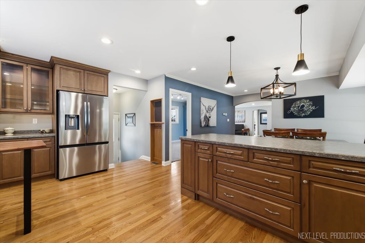 261 Main Street Oswego, IL 60543 - Photo 20 of 33