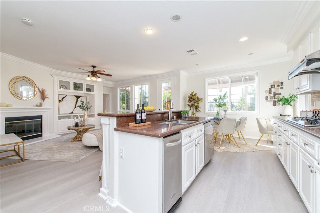 143 Weathervane Irvine, CA 92603 - Photo 24 of 38