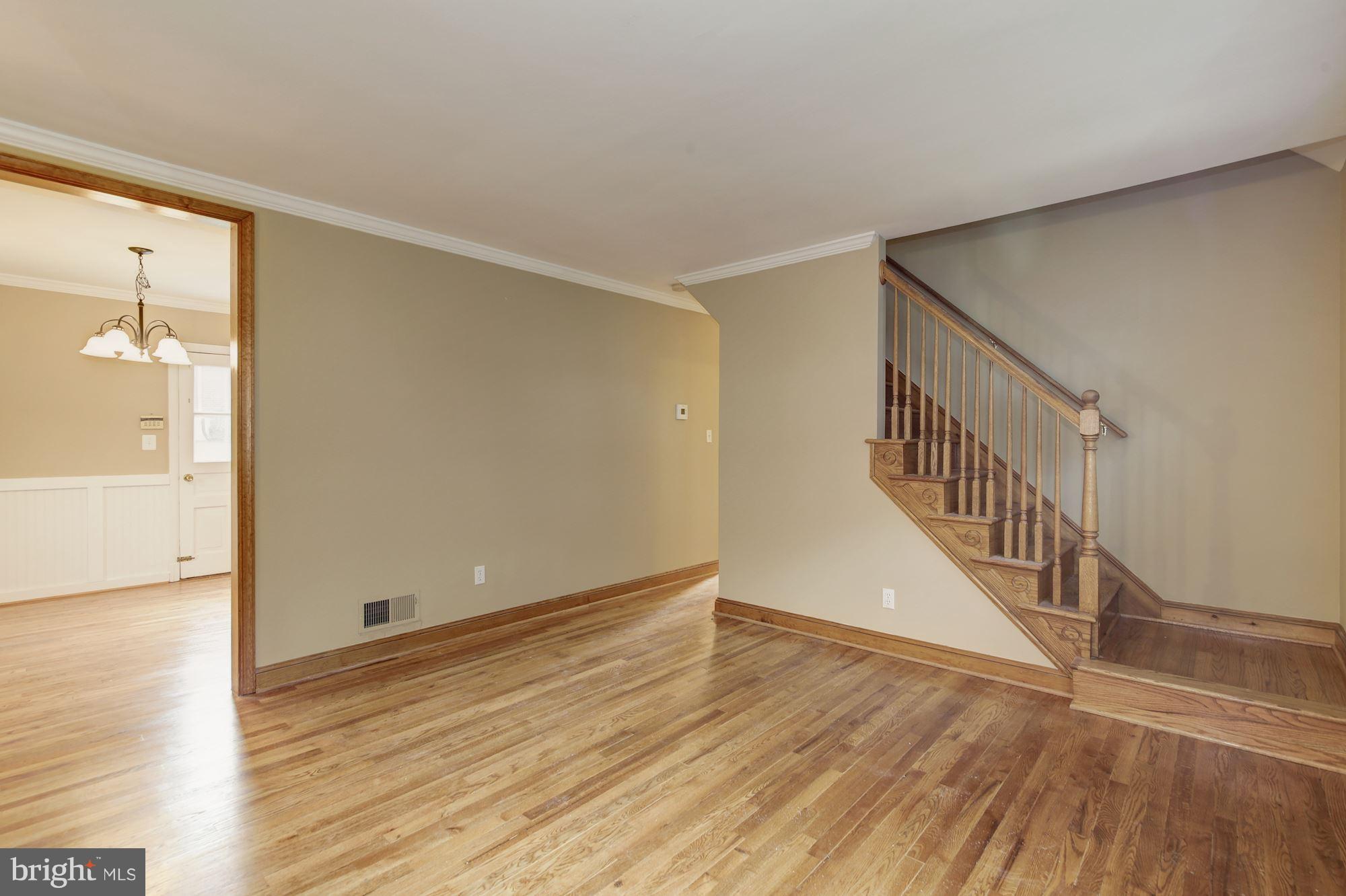 1501 Gridley Lane Silver Spring, MD 20902 - Photo 6 of 30 Living Room
