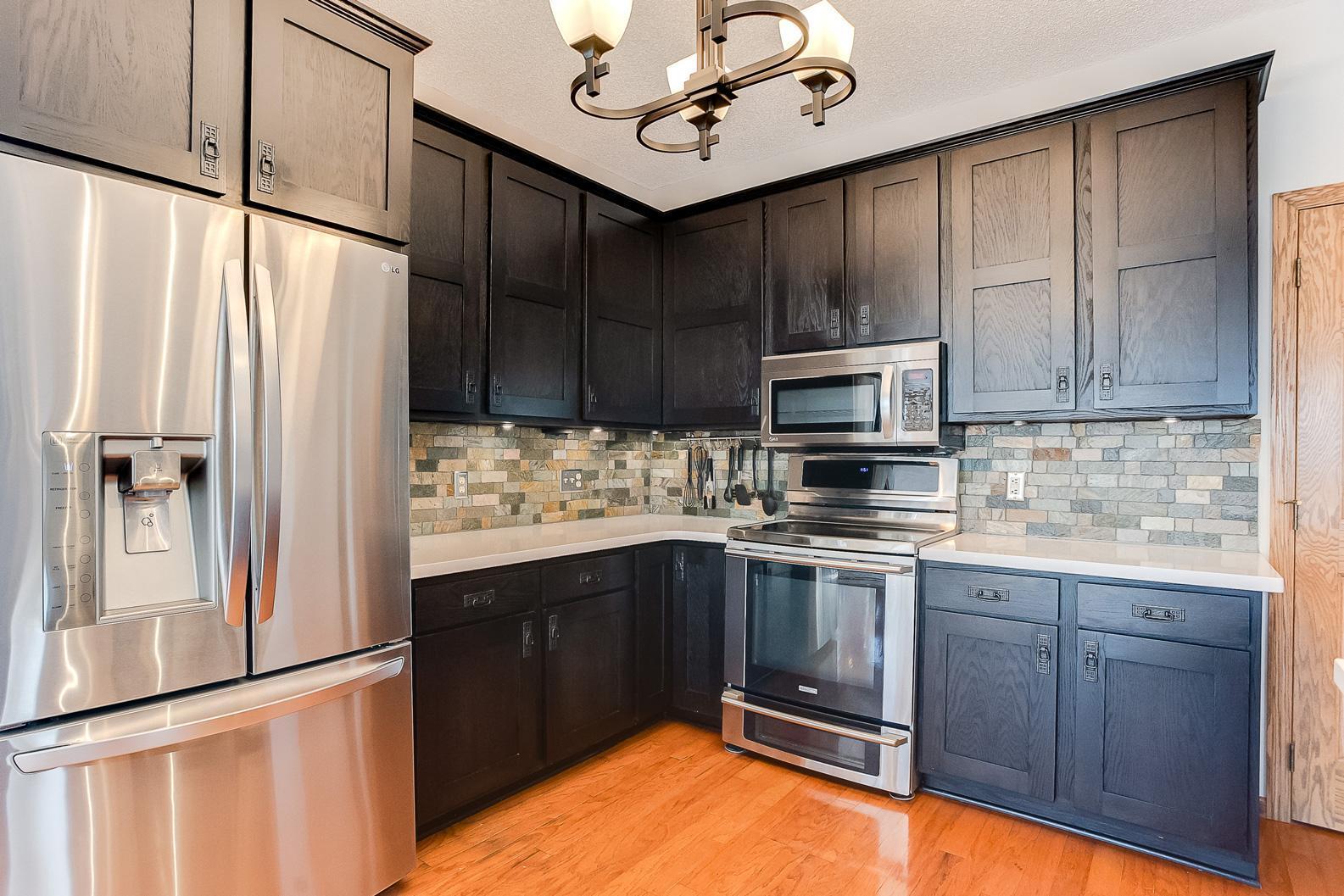 2498 Stockbridge Road Mendota Heights, MN 55120 - Photo 12 of 60 Gallery Image 12
