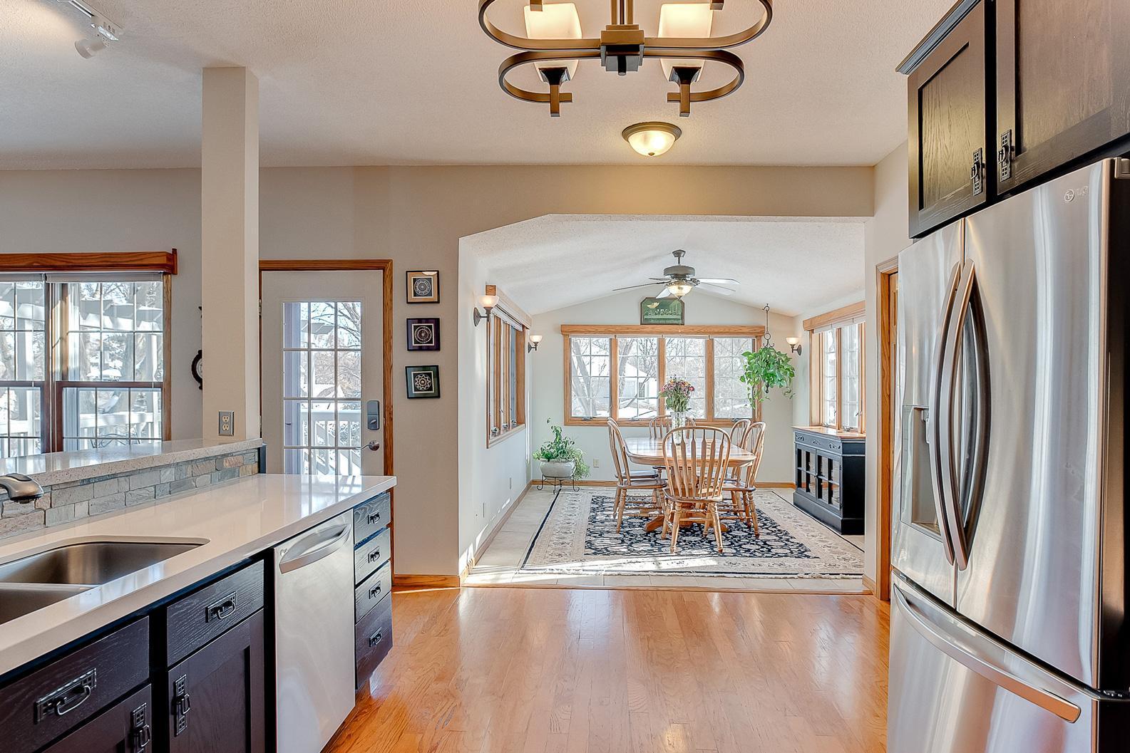 2498 Stockbridge Road Mendota Heights, MN 55120 - Photo 15 of 60 Gallery Image 15