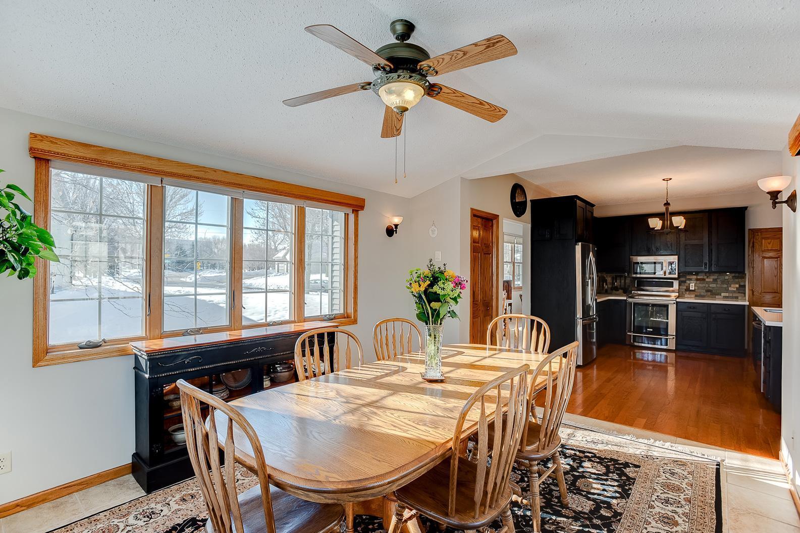 2498 Stockbridge Road Mendota Heights, MN 55120 - Photo 18 of 60 Gallery Image 18