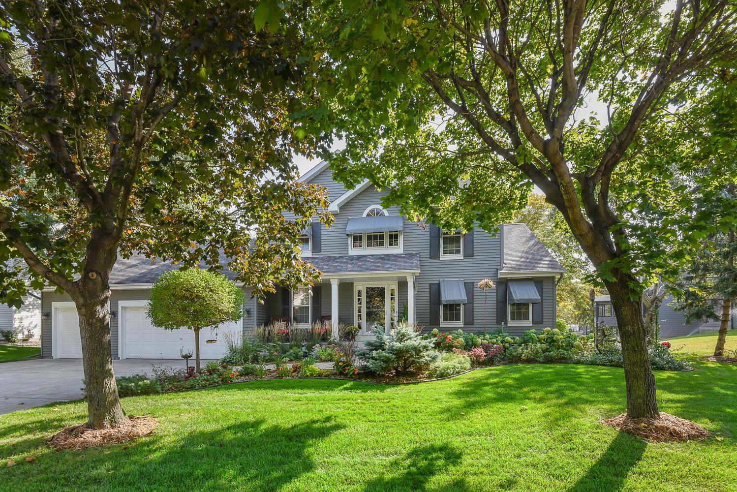 2498 Stockbridge Road Mendota Heights, MN 55120 - Photo 2 of 60 Gallery Image 2