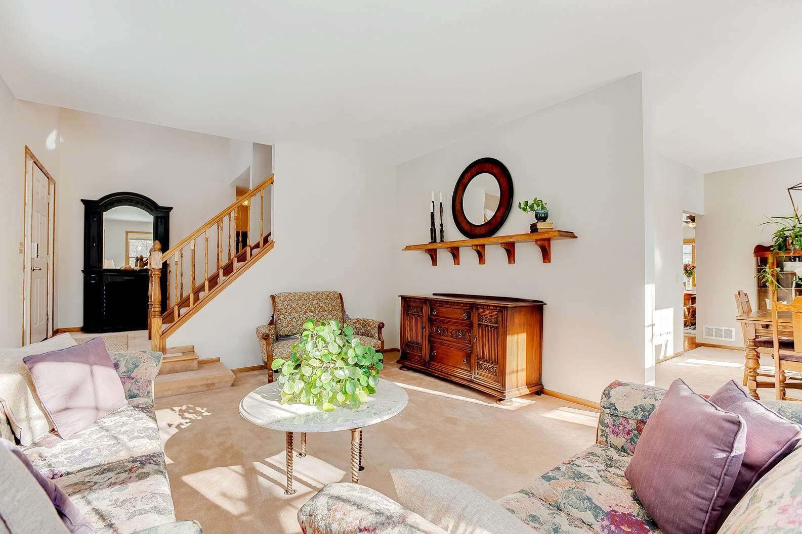 2498 Stockbridge Road Mendota Heights, MN 55120 - Photo 22 of 60 Gallery Image 22