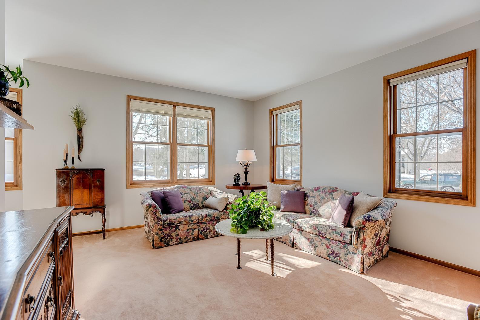 2498 Stockbridge Road Mendota Heights, MN 55120 - Photo 23 of 60 Gallery Image 23