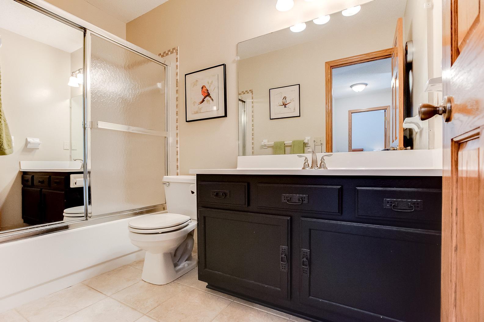 2498 Stockbridge Road Mendota Heights, MN 55120 - Photo 32 of 60 Gallery Image 32