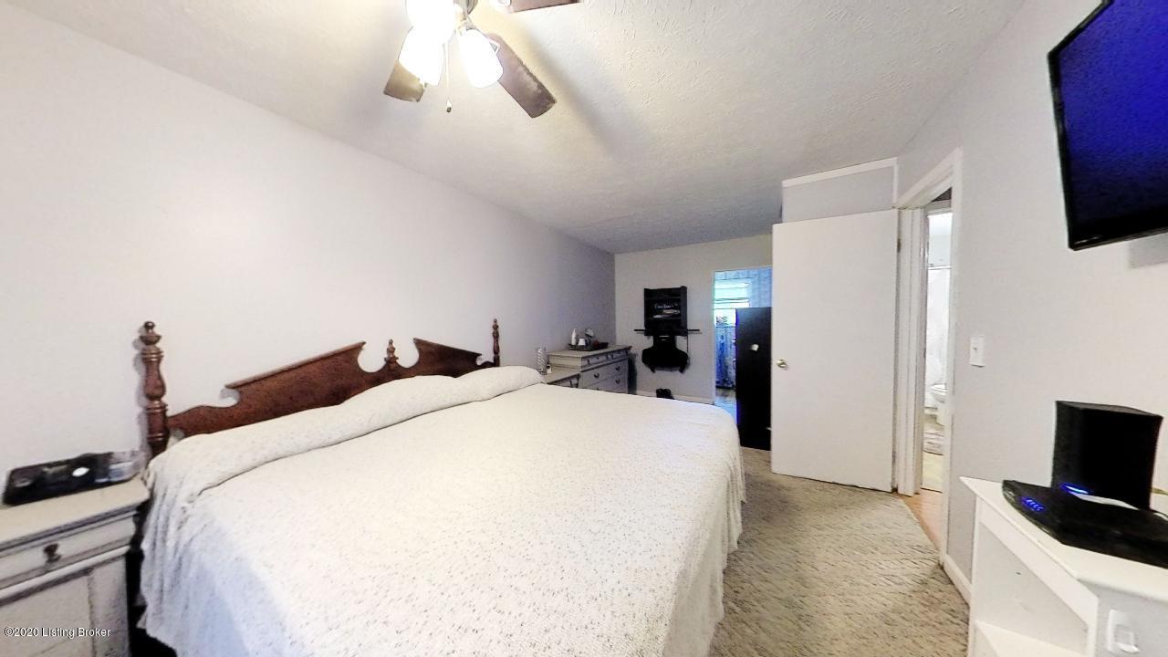 243 Overlook Road Louisville, KY 40229 - Photo 28 of 50 243-Overlook-Rd-09212020_052519