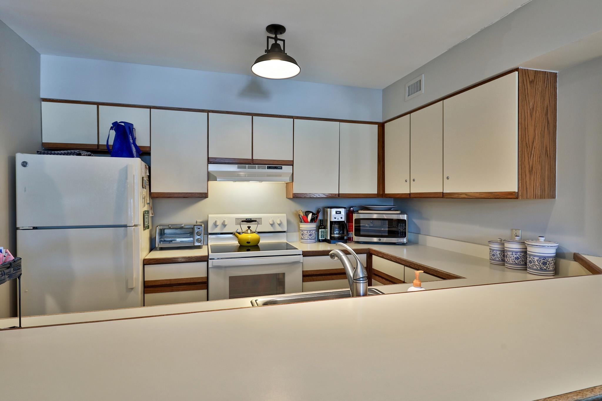 350 Mountain Road, Unit B306 Ludlow, VT 05149 - Photo 7 of 28