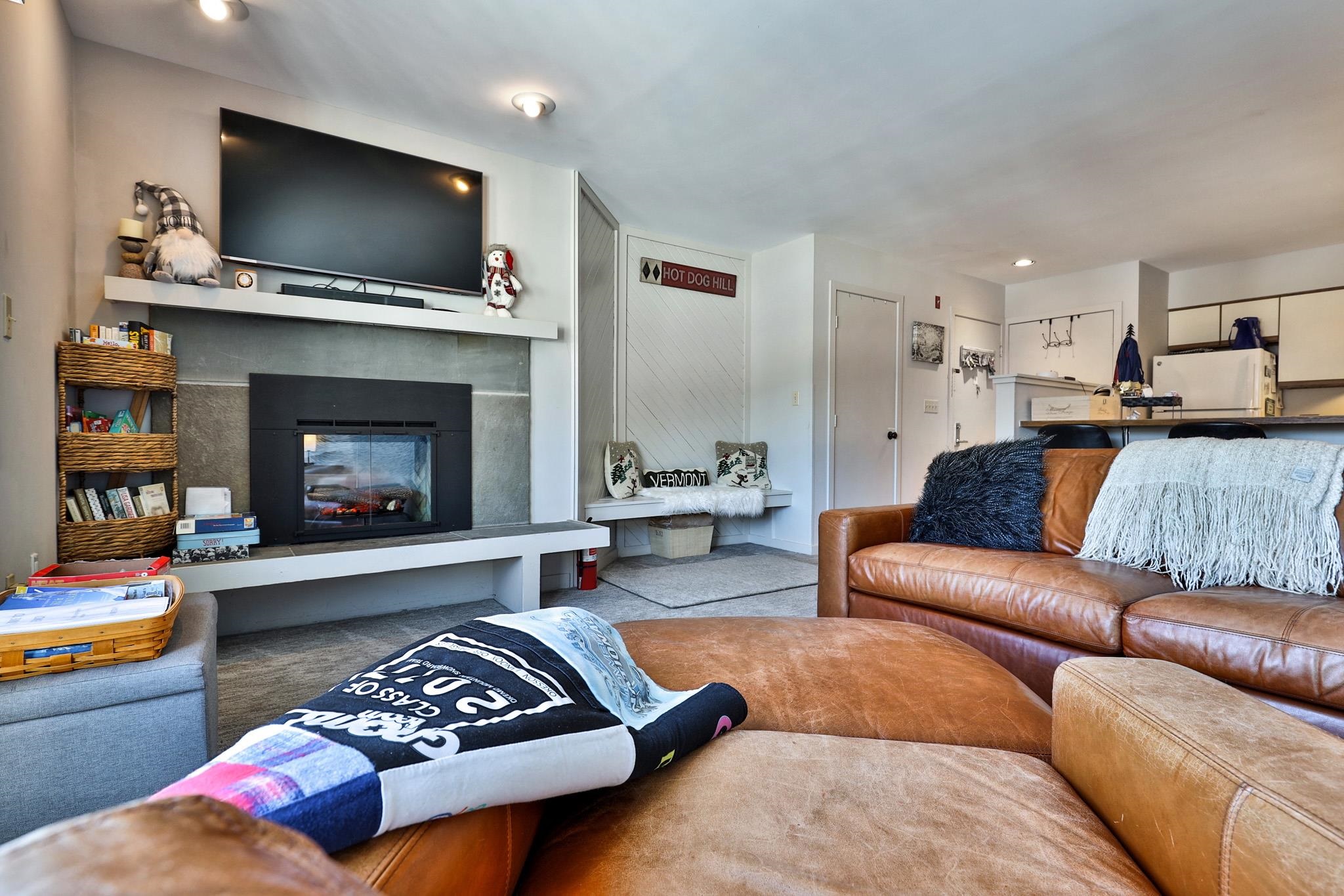 350 Mountain Road, Unit B306 Ludlow, VT 05149 - Photo 9 of 28