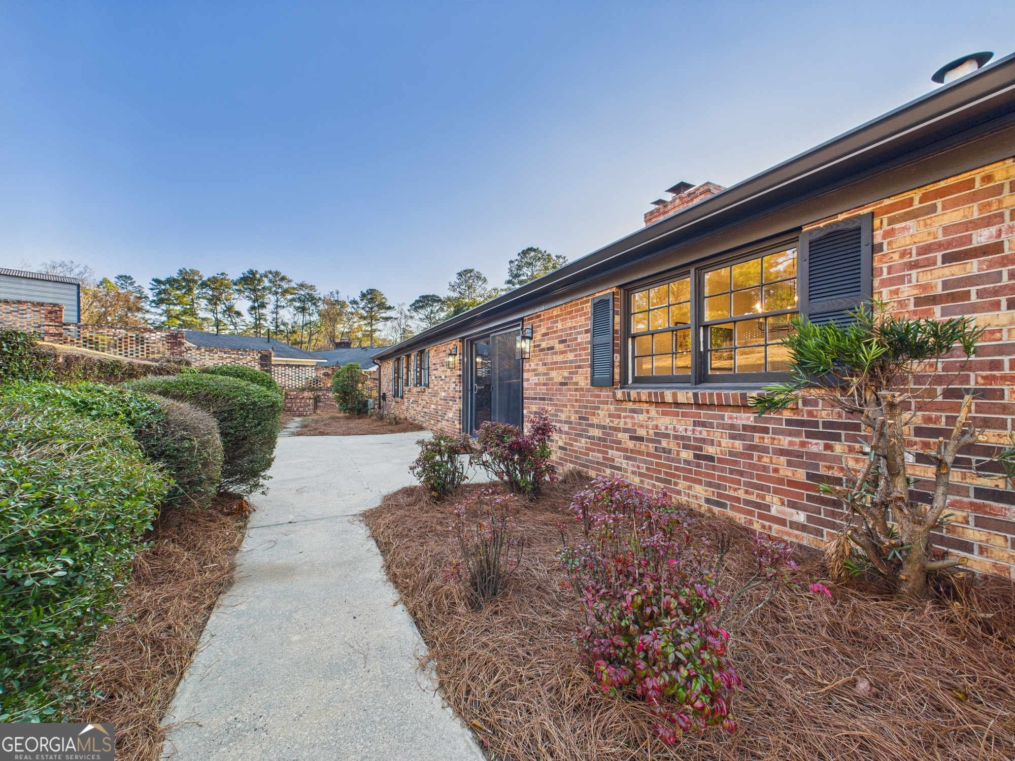511 Pierce Avenue Macon, GA 31204 - Photo 50 of 57 a front view of a house with a yard
