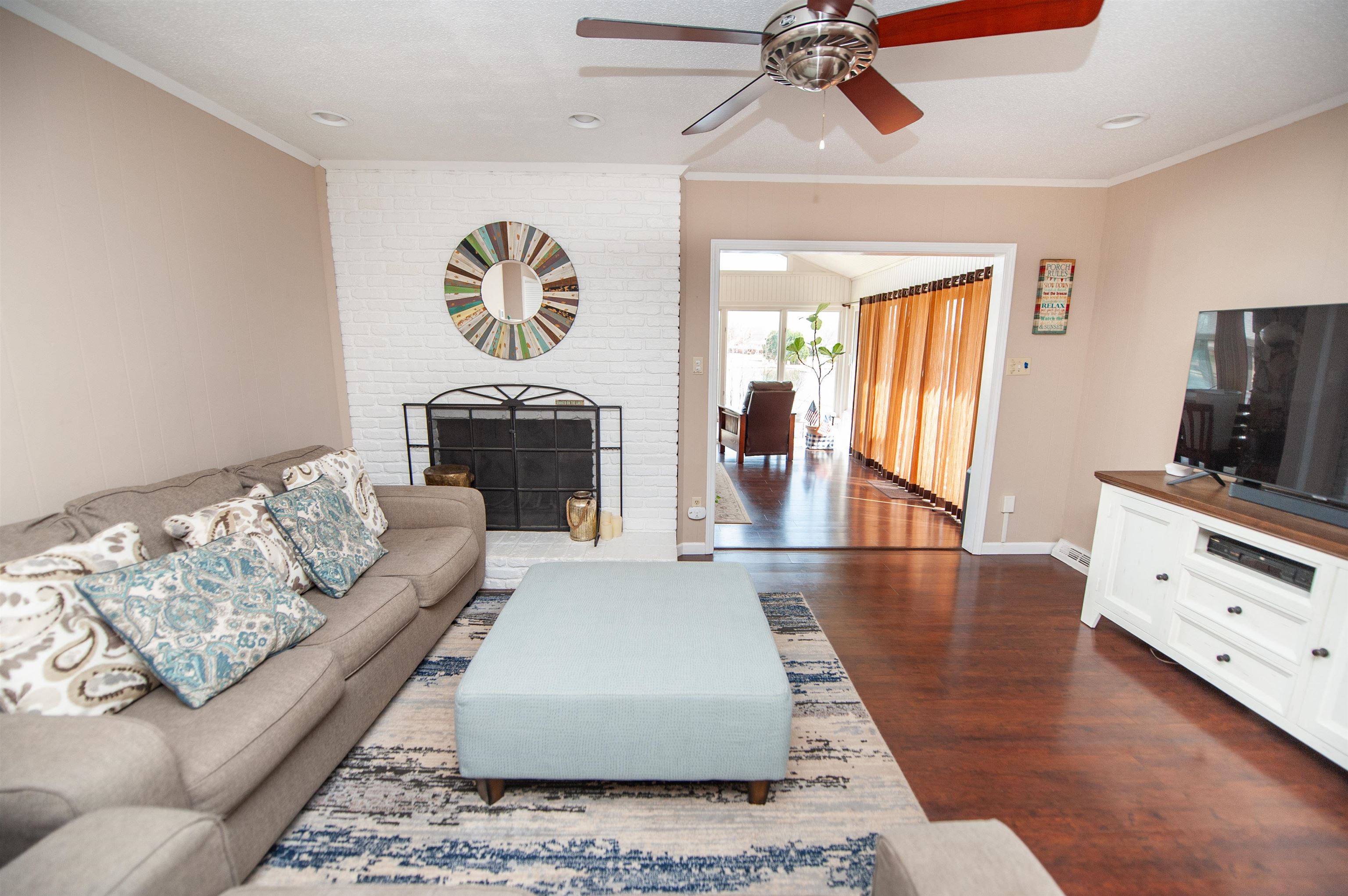 183 Lakeview Drive Inman, SC 29349 - Photo 9 of 50