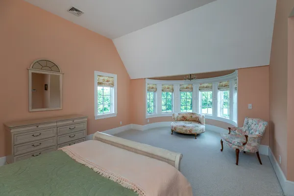$2,595,000 | 370 Northrup Street, Bridgewater, CT 06752