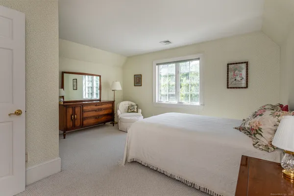$2,595,000 | 370 Northrup Street, Bridgewater, CT 06752