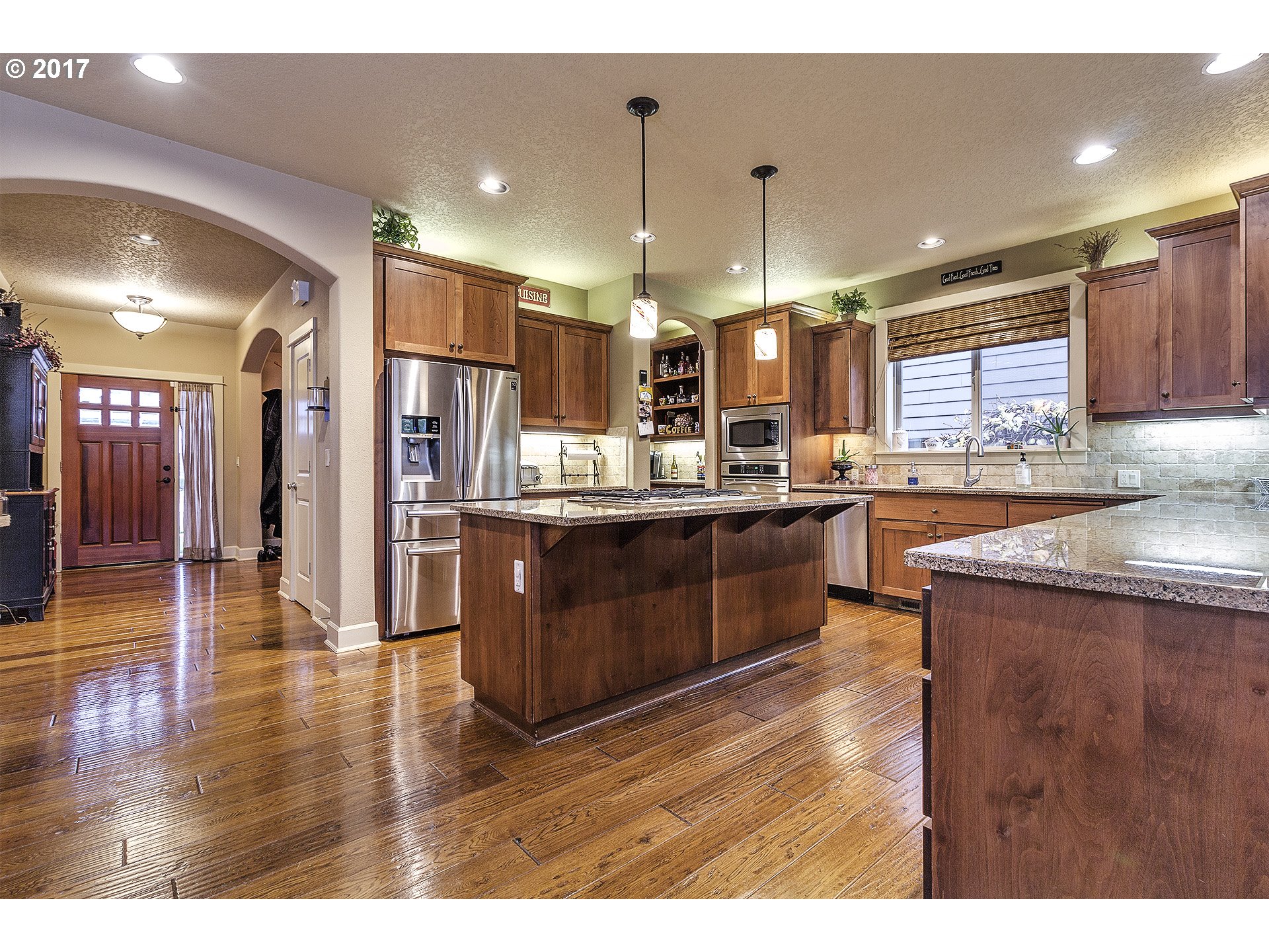 16931 Southwest Richen Park Circle Sherwood, OR 97140 - Photo 8 of 32 Kitchen/Dining Room