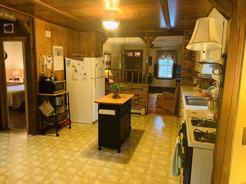 71 Track Road Reading, MA 01867 - Photo 12 of 12