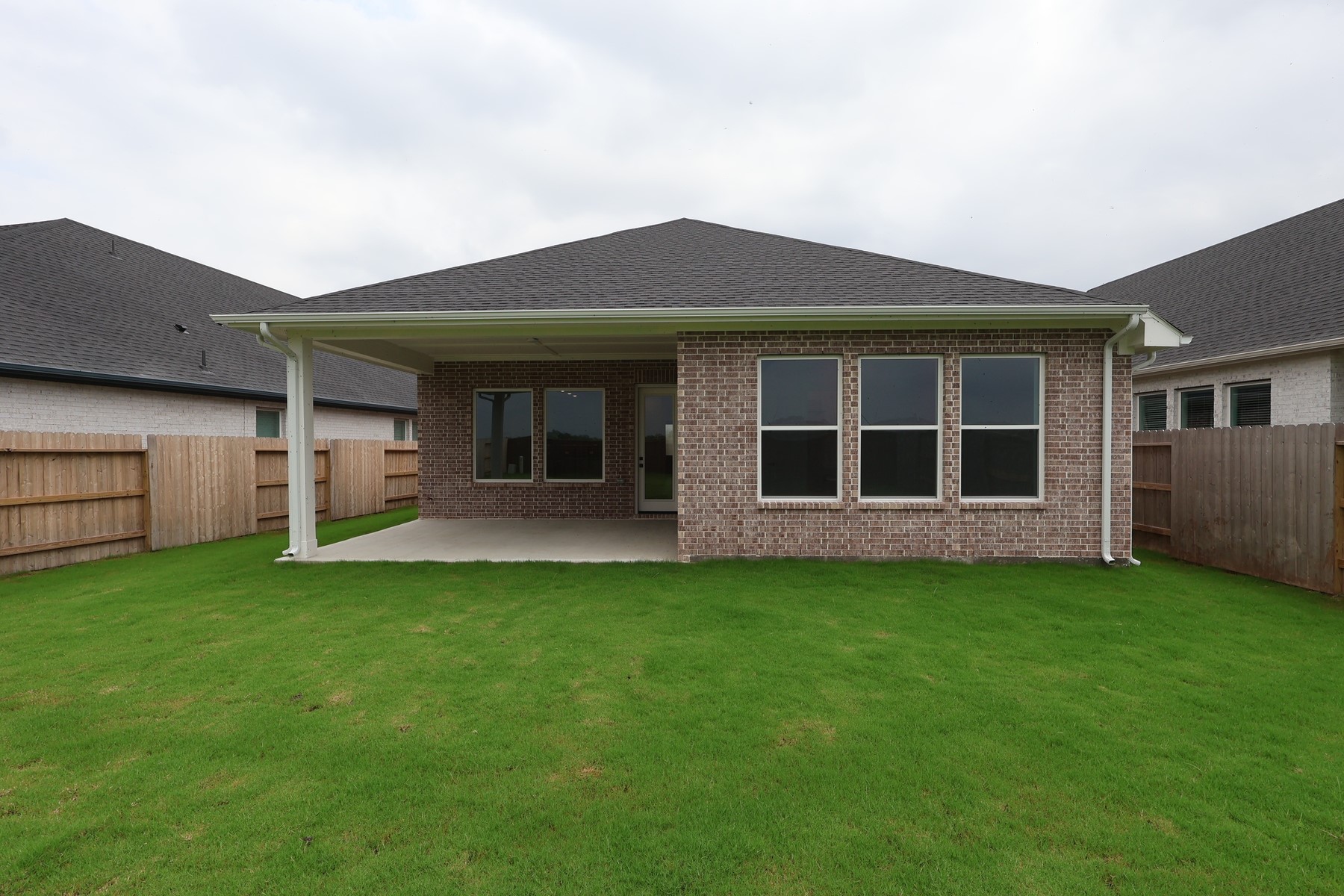 234 Afton June Drive Rosenberg, TX 77471 - Photo 2 of 18 Welcome to The Baileywood by David Weekley Homes. **HOME ESTIMATED TO BE COMPLETE MAY 2026**