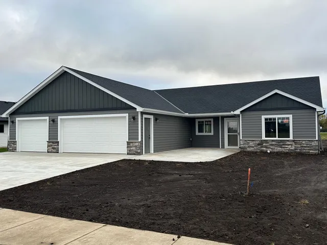 $498,328 | 64 Meadow Ln. Lane, Cold Spring, MN 56320