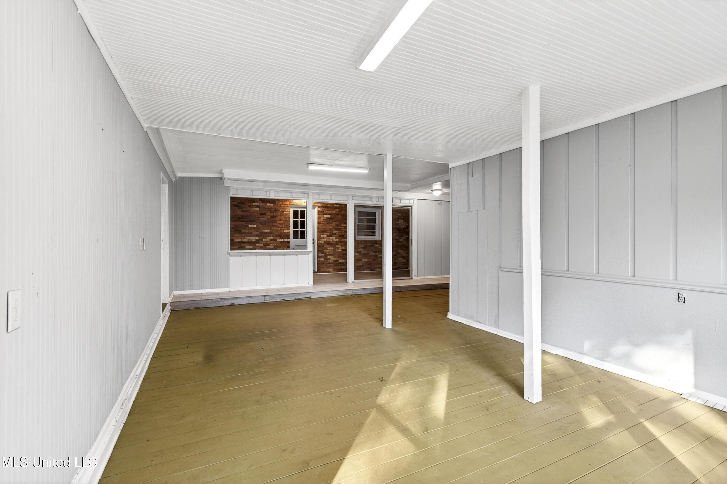 1003 Cecille Street Gulfport, MS 39501 - Photo 22 of 39 21