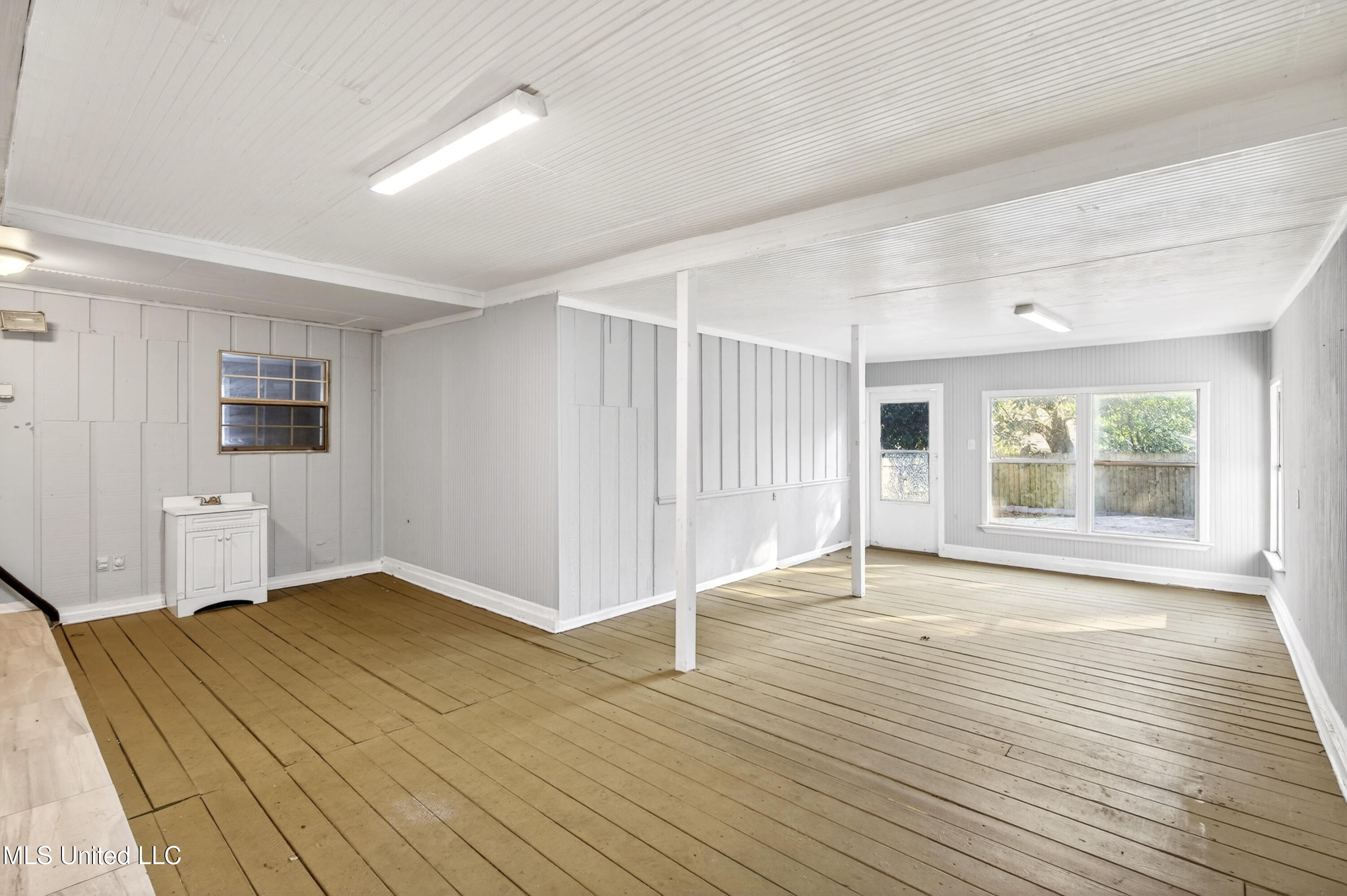 1003 Cecille Street Gulfport, MS 39501 - Photo 23 of 39 22