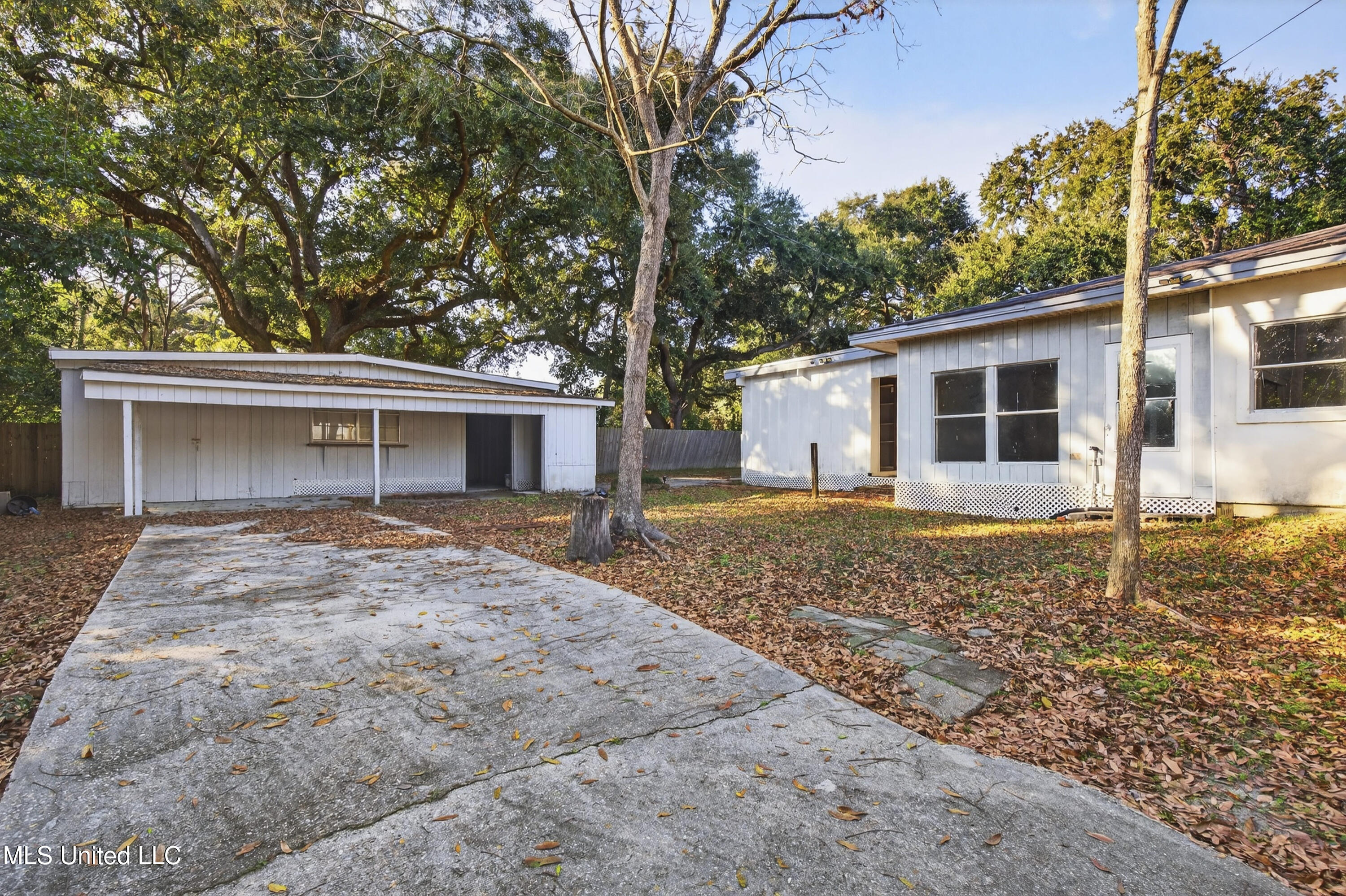 1003 Cecille Street Gulfport, MS 39501 - Photo 33 of 39 32