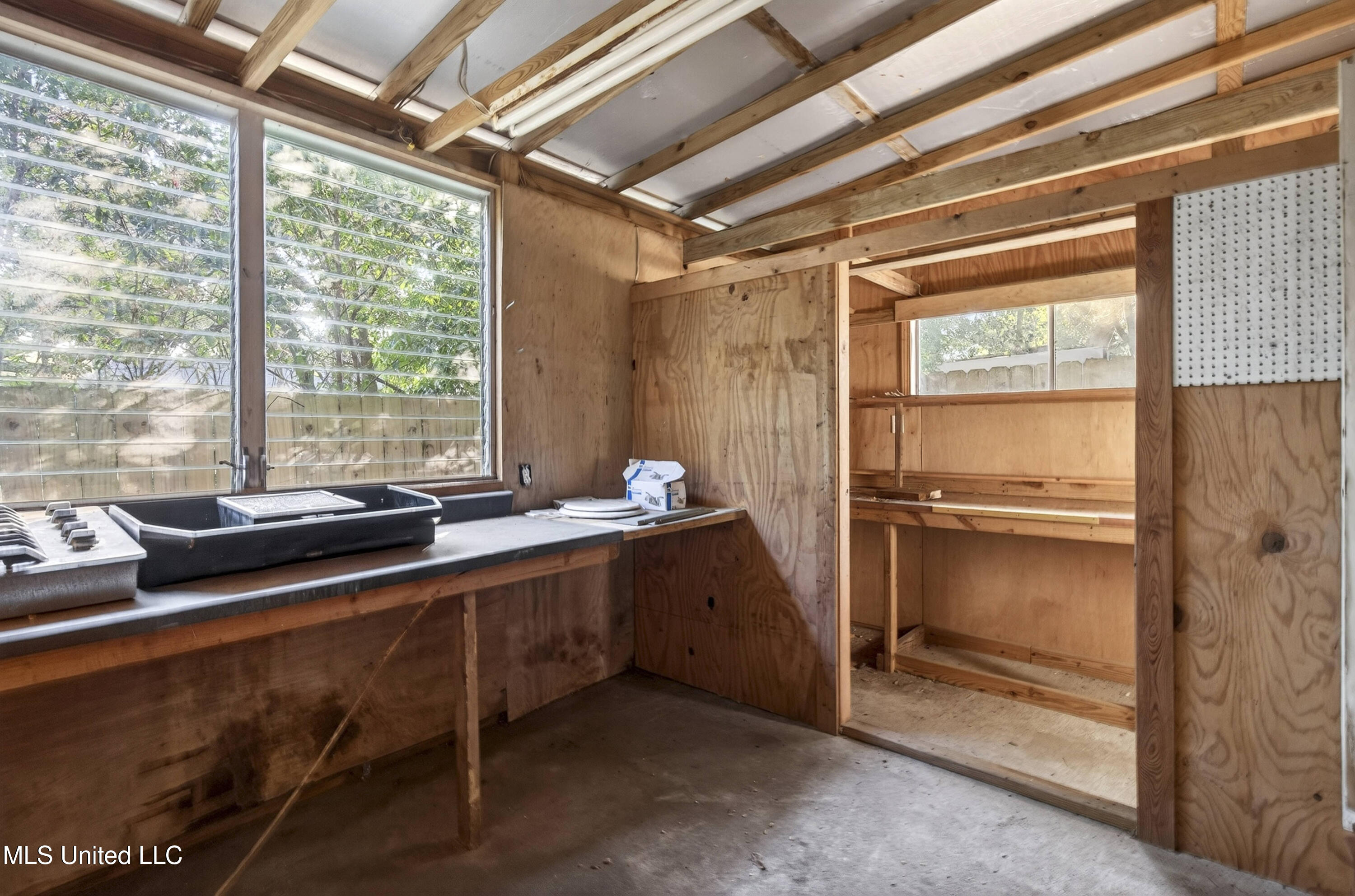 1003 Cecille Street Gulfport, MS 39501 - Photo 34 of 39 33