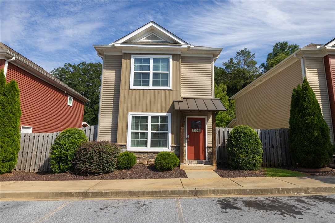235 E Pendleton Road Clemson, SC 29631 - Photo 1 of 33