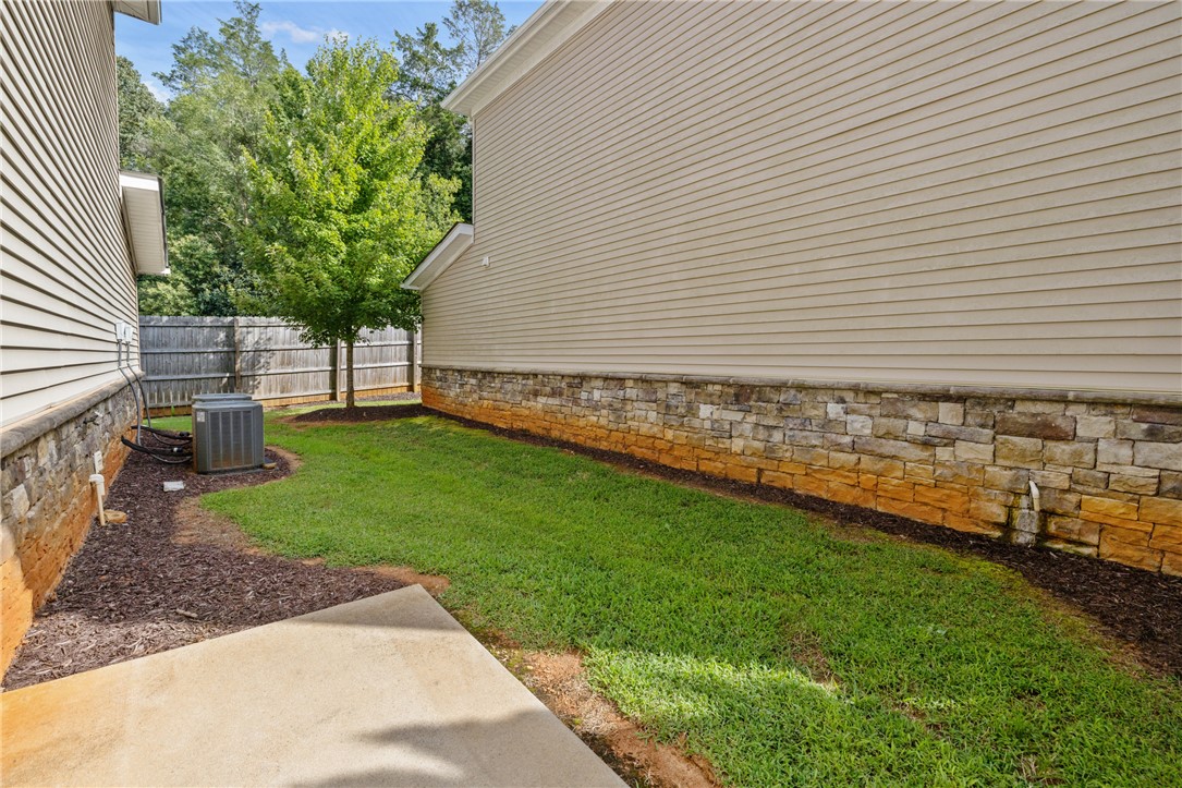 235 E Pendleton Road Clemson, SC 29631 - Photo 30 of 33