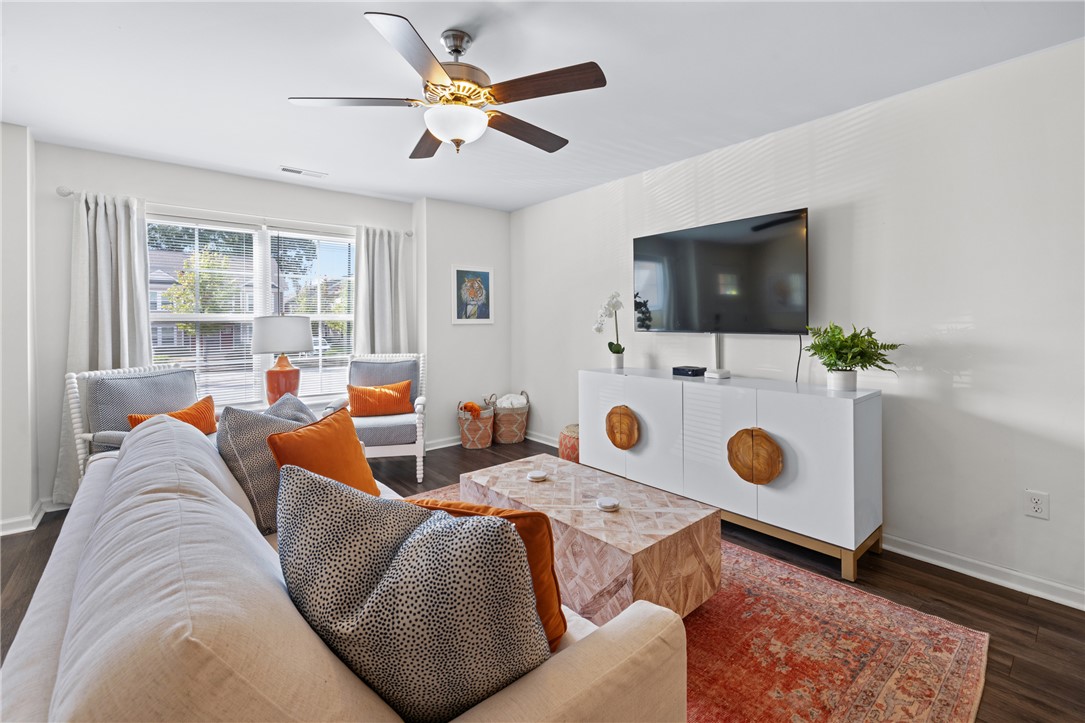 235 E Pendleton Road Clemson, SC 29631 - Photo 7 of 33