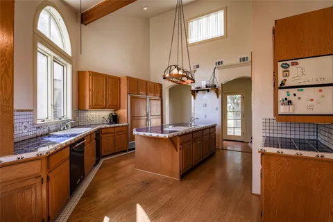 $6,295,000 | 12350 Highway 16, Fredericksburg, TX 78624