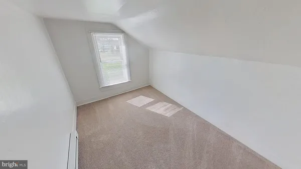 a view of empty room with window