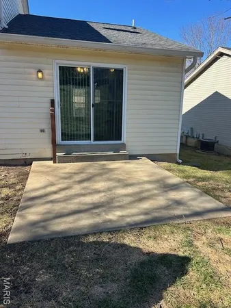 $1,800 | 420 Omar Court, St. Peters, MO 63376