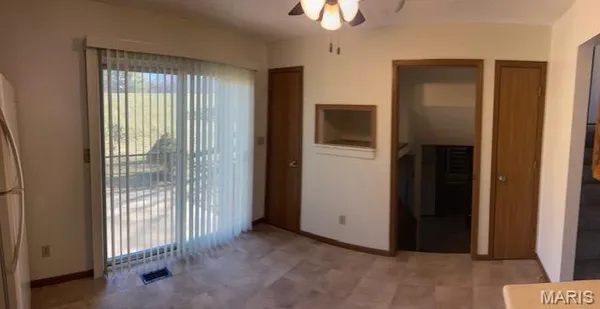 $1,800 | 420 Omar Court, St. Peters, MO 63376